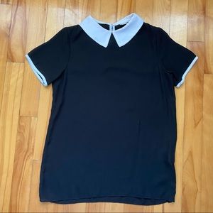 3/30$ Black Peter Pan Collar Top